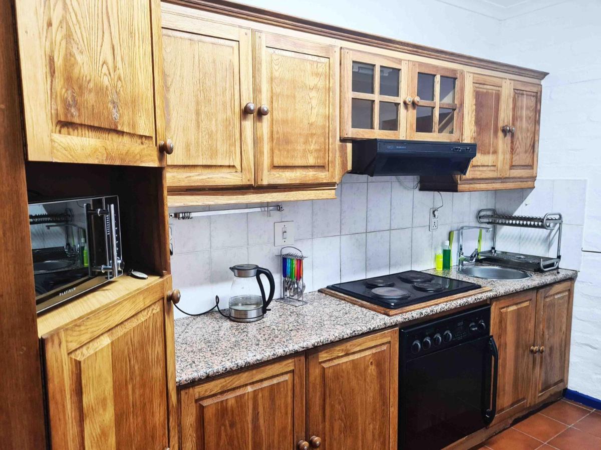 Appartamento Raaswater Langebaan Self Catering Esterno foto